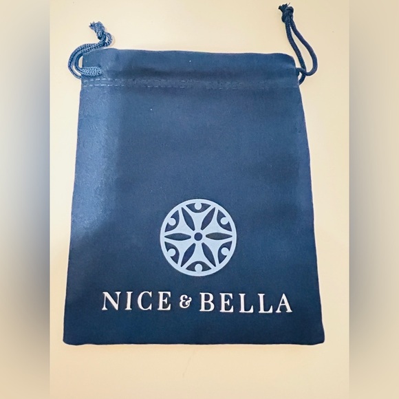 Nice & Bella Gold Layered Necklace with small crystal-tone stones Accents - Picture 6 of 6